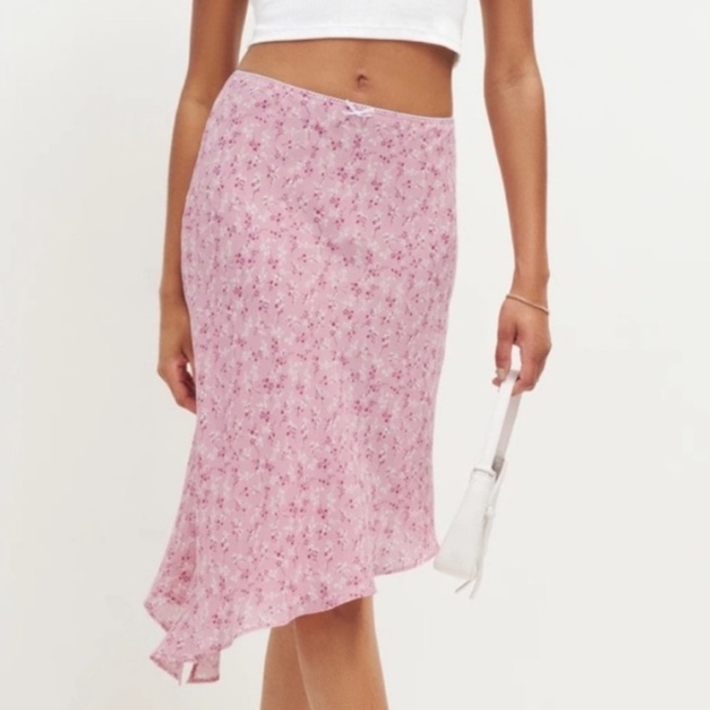 Pink Elle skirt from reformation